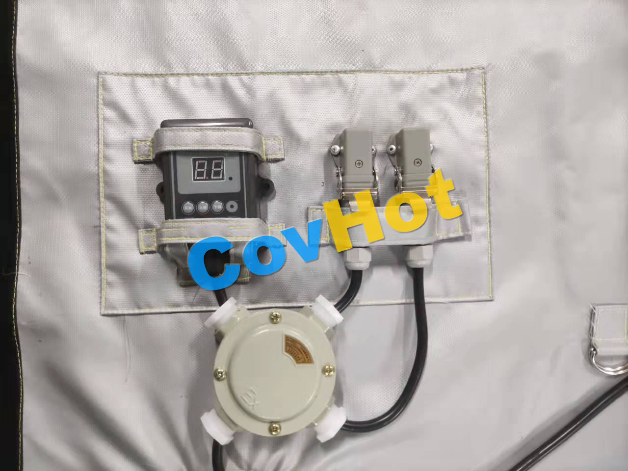 電伴熱<a href=http:///e/tags/?tagname=%E4%BF%9D%E6%B8%A9%E5%A5%97 target=_blank class=infotextkey>保溫套</a>